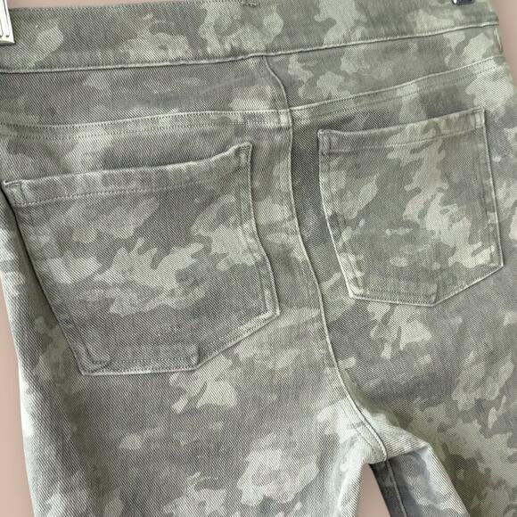 SPANX Camo Jeggings Slim Fit Ankle Leggings Pull On Size M Stone Washed Stretchy - Picture 9 of 16